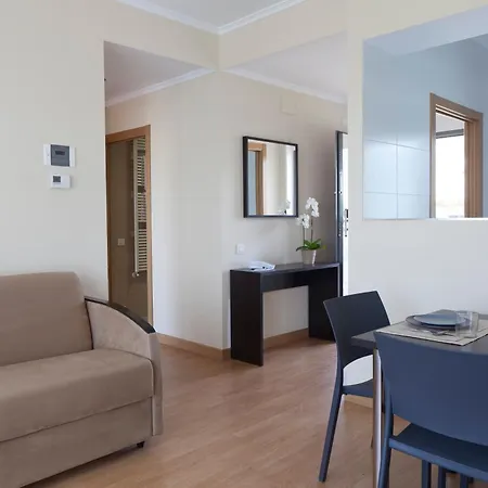 Apartahotel Jardines De Aristi