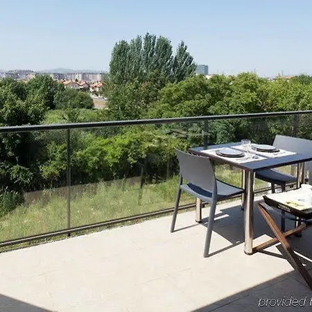 Apartahotel Jardines De Aristi 2*