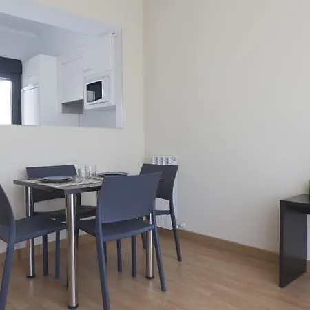 Lejlighedshotel Jardines De Aristi 2*